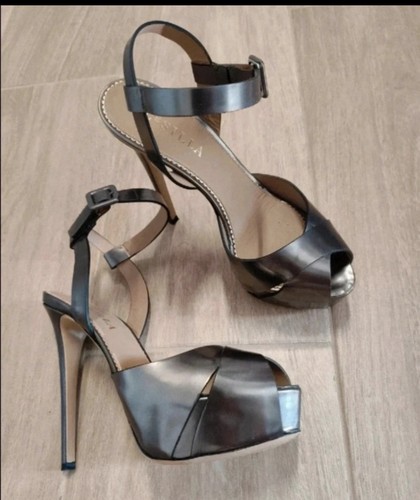 Silla sandalo - le,