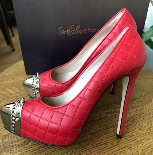 Decolte silla rosse in - le,
